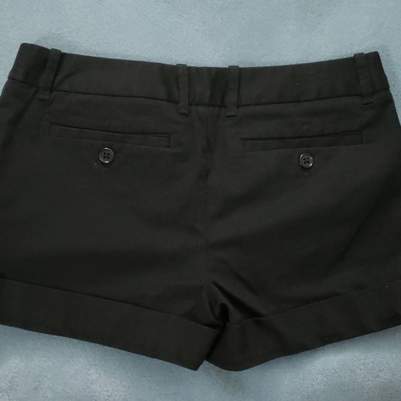 Aritzia Talula Shorta - Picture 3 of 6